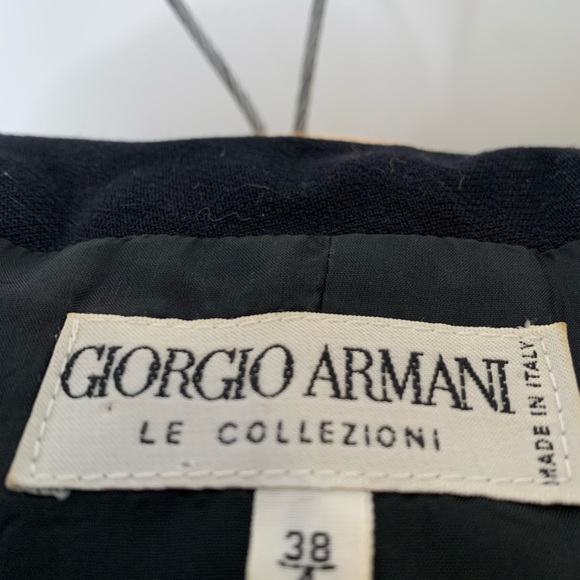 Giorgio Armani Le Collezioni Vintage Blazer - Picture 2 of 4